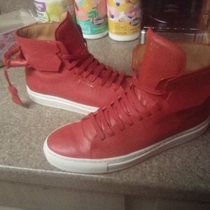 Buscemi 125mm red/white high tops